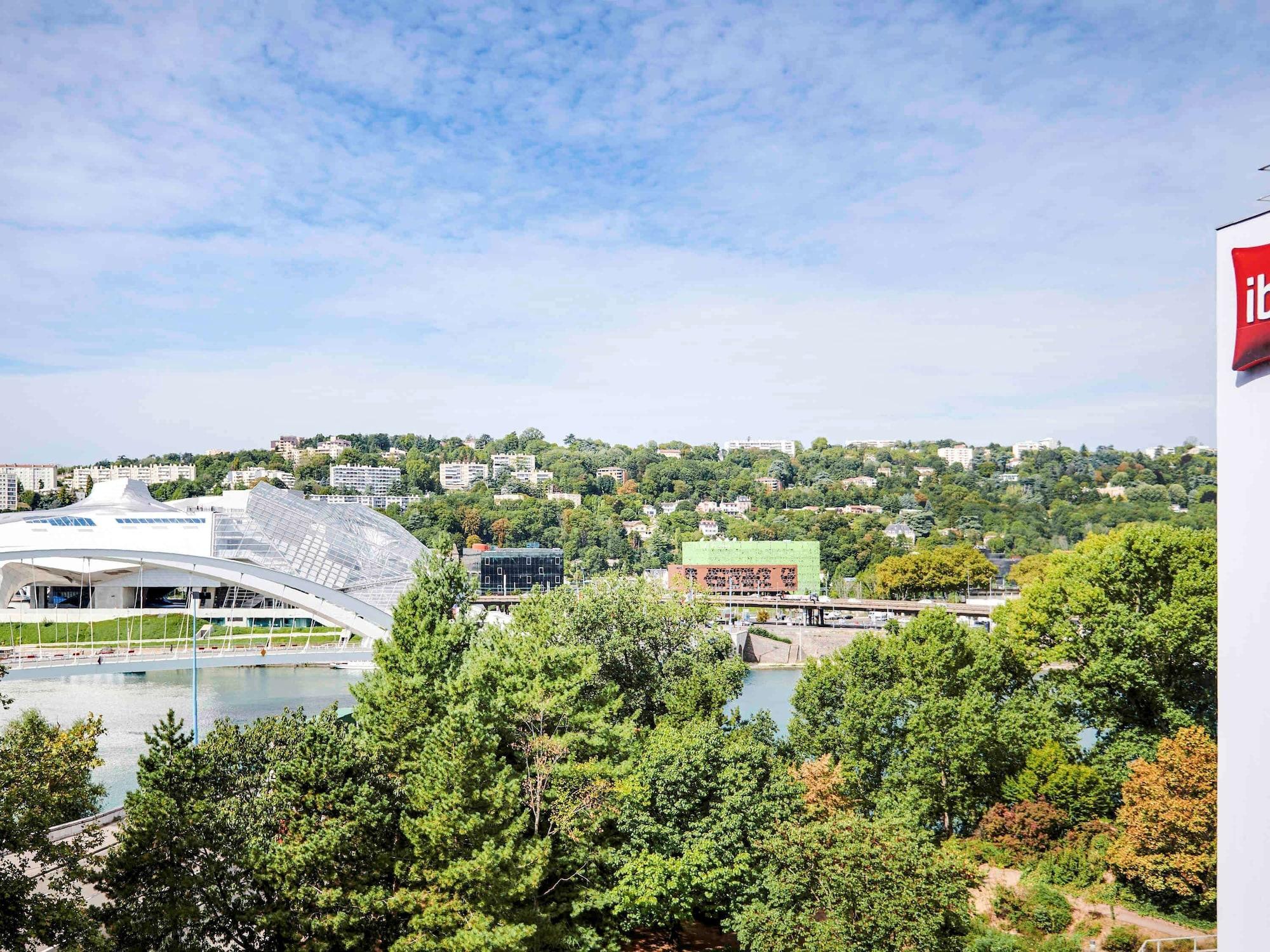 Ibis Lyon Gerland Musee Des Confluences Екстер'єр фото