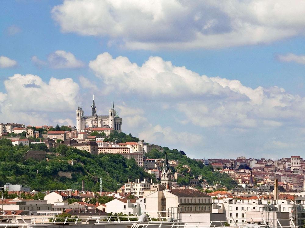 Ibis Lyon Gerland Musee Des Confluences Екстер'єр фото